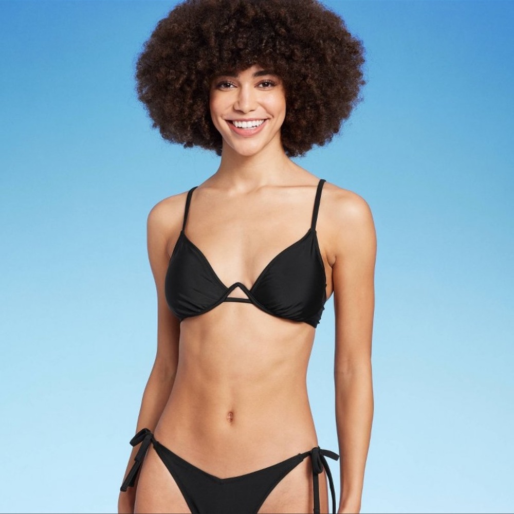 2/$20   Wild Fable Underwire Bikini Top - Black